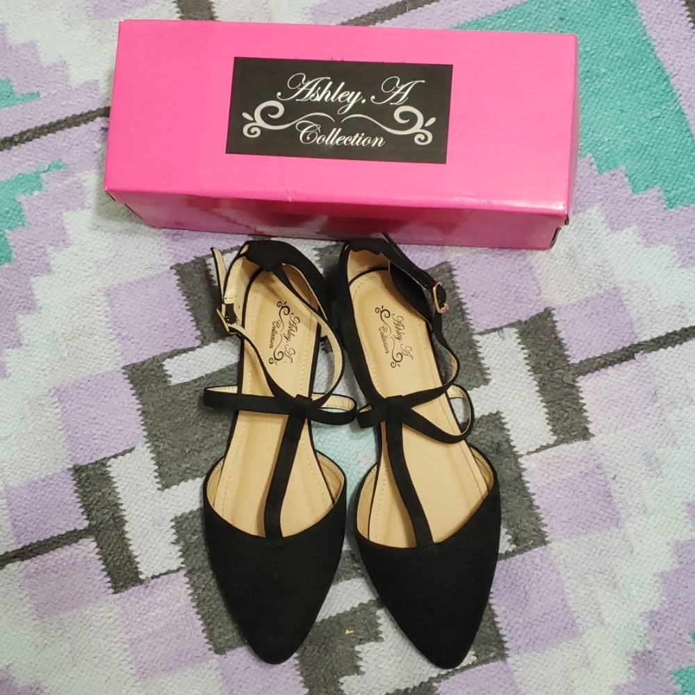 Ashley A Collection A-Laurel style flats size 8